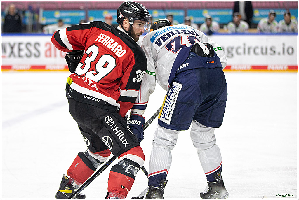 PENNY DEL; Koelner Haie- Eisbaeren Berlin; Koeln, 28.12.2021